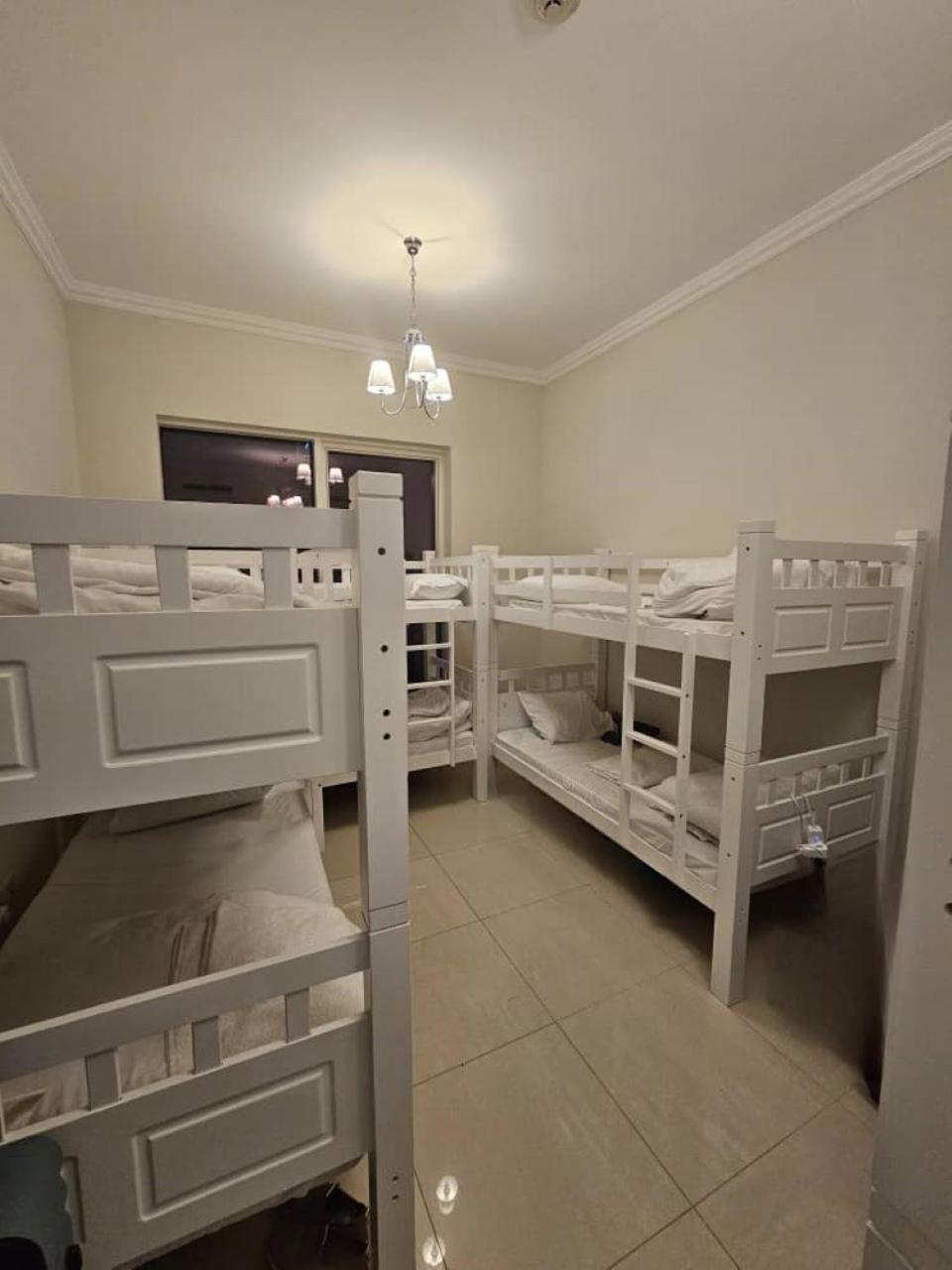 Hostel Downtown Holiday'S - 1 Min To Dubai Mall & Burj Khalifa Exterior foto