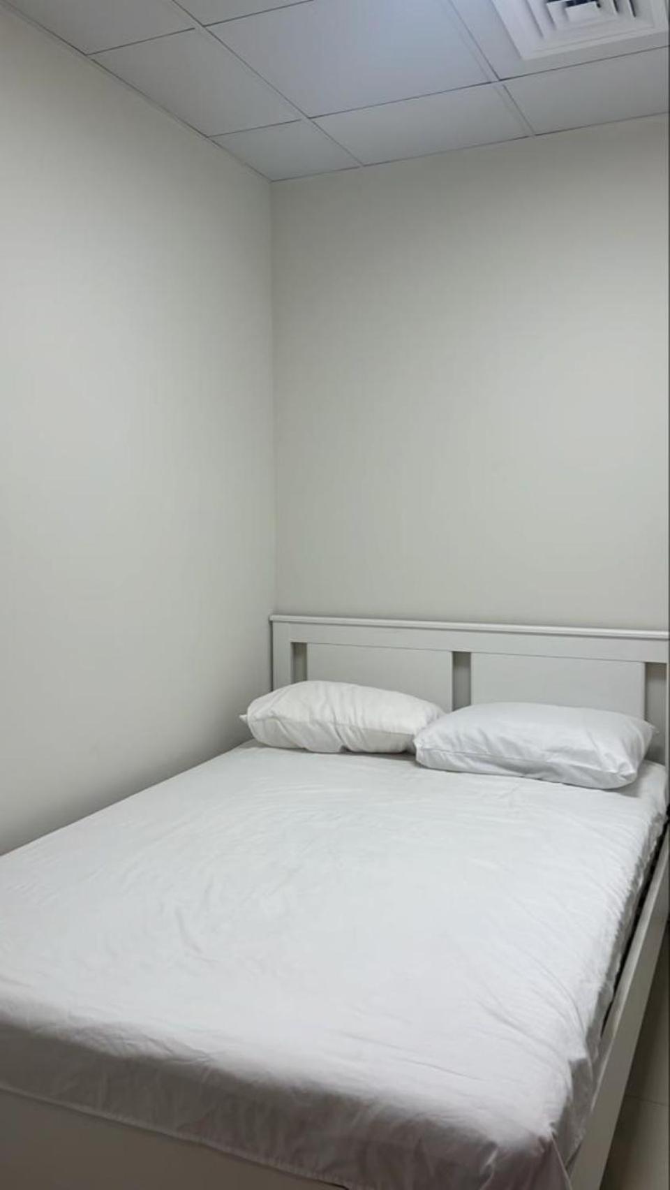 Hostel Downtown Holiday'S - 1 Min To Dubai Mall & Burj Khalifa Exterior foto